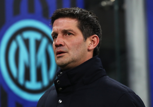 Read more about the article Cristian Chivu Ingatkan Inter dan Napoli: Scudetto Akan Jadi Pertarungan Hingga Akhir bagi 4–5 Tim