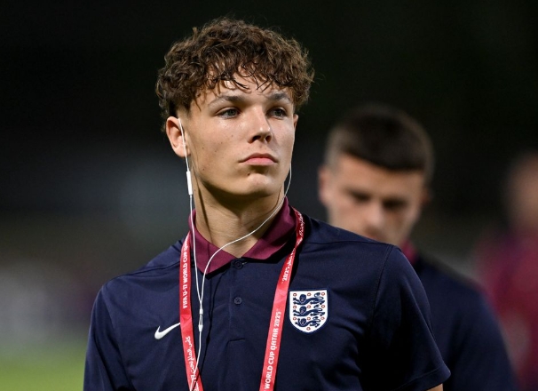 Read more about the article Manchester United Mencuri Target Buruan Arsenal, Ajukan Tawaran Lebbih Tinggi