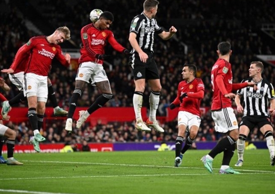 Read more about the article Musim 2025/2026 Jadi Titik Terendah Manchester United, Fakta Suram Bermunculan