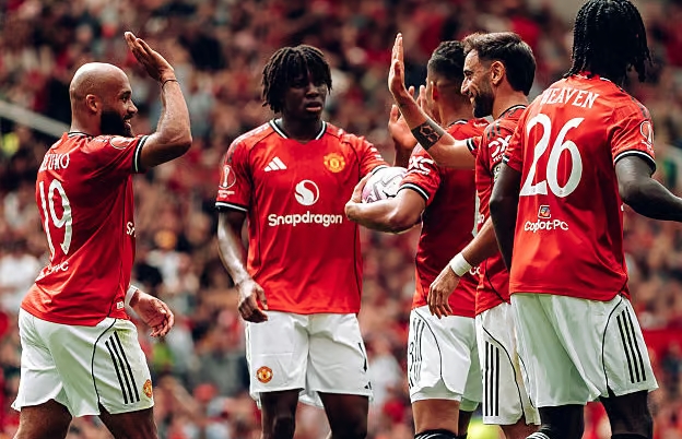 Read more about the article Manchester United Sudah Menemukan Pelatih Baru