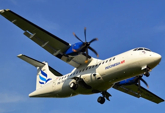 You are currently viewing Helikopter Caracal TNI Temukan Titik Api di Pegunungan Maros, Diduga Lokasi Hilangnya Pesawat ATR 400